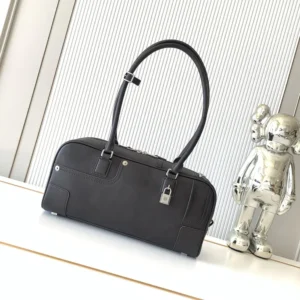 Loewe Unisex Panta Amazona 31 Cropped Bag in Shiny Calfskin A039N31X02