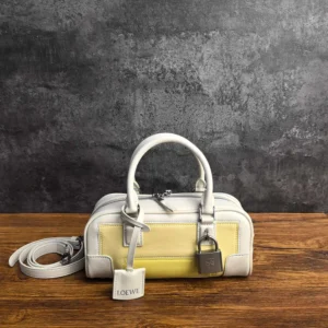 Loewe Women Amazona 23 Cropped Bag in Nappa Calfskin-Pale Grey