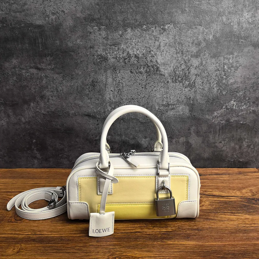 Loewe Women Amazona 23 Cropped Bag in Nappa Calfskin-Pale Grey