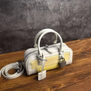 Loewe Women Amazona 23 Cropped Bag in Nappa Calfskin-Pale Grey