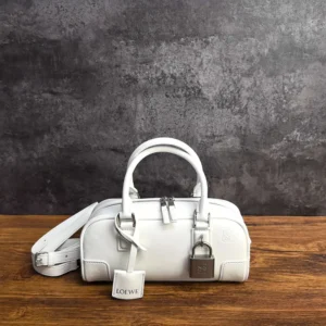 Loewe Women Amazona 23 Cropped Bag in Shiny Calfskin A039N23X07