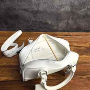 Loewe Women Amazona 23 Cropped Bag in Shiny Calfskin A039N23X07
