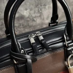Loewe Women Amazona 23 Cropped Bag in Nappa Calfskin-Black/Burgundy
