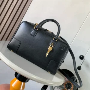 Loewe Women Amazona 28 Bag in Nappa Calfskin-Black A039N08X15