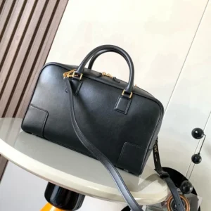 Loewe Women Amazona 28 Bag in Nappa Calfskin-Black A039N08X15