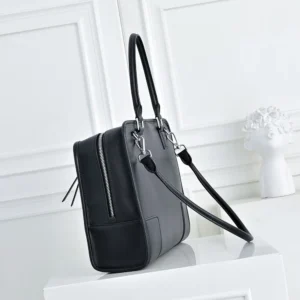 Loewe Women Large Amazona 180 Bag in Soft Calfskin-Black A039ASRX02