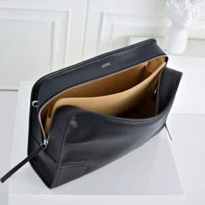 Loewe Women Large Amazona 180 Bag in Soft Calfskin-Black A039ASRX02