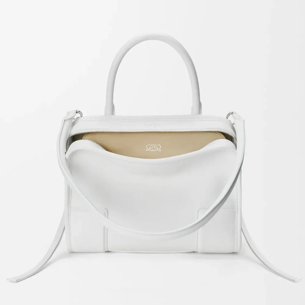 Loewe Women Large Amazona 180 Bag in Soft Calfskin-White A039ASRX02