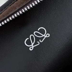 Loewe Women Large Amazona 180 Bag in Suede A039ASRX03