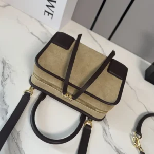 Loewe Women Small Amazona 180 Bag in Suede-Oro/Chocolat A039AS0X01