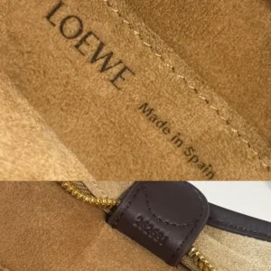 Loewe Women Small Amazona 180 Bag in Suede-Oro/Chocolat A039AS0X01Loewe Women Small Amazona 180 Bag in Suede-Oro/Chocolat A039AS0X01
