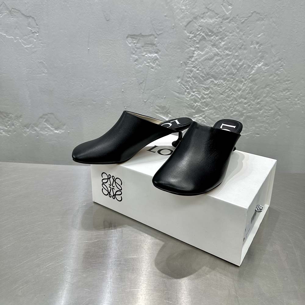 Loewe Women Toy Mule in Goatskin-Black L814379X28