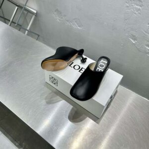 Loewe Women Toy Mule in Goatskin-Black L814379X28