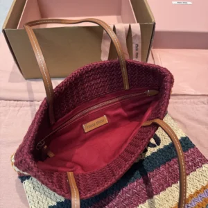 Miu Miu Women Raffia-Effect Woven Tote Bag 5BG2482DO3