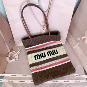 Miu Miu Women Raffia-Effect Woven Tote Bag-Tobacco/Strawberry/Natural 5BG248