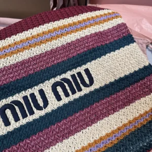 Miu Miu Women Raffia-effect Woven Tote Bag-Bordeaux 5BG228