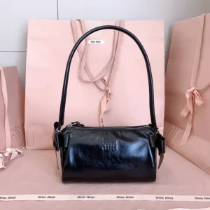 Miu Miu Women Shiny Leather Pouch-Black 5NE0292A44