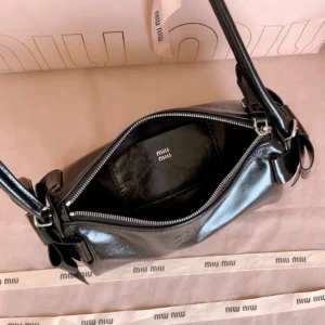 Miu Miu Women Shiny Leather Pouch-Black 5NE0292A44
