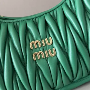 Miu Miu Women Wander Matelassé Nappa Leather Hobo Bag-Green 5BC125