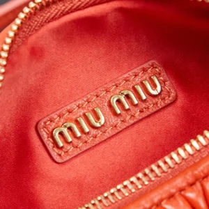 Miu Miu Women Wander Matelassé Nappa Leather Hobo Bag-Orange 5BC125