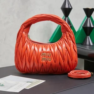 Miu Miu Women Wander Matelassé Nappa Leather Hobo Bag-Orange 5BC125