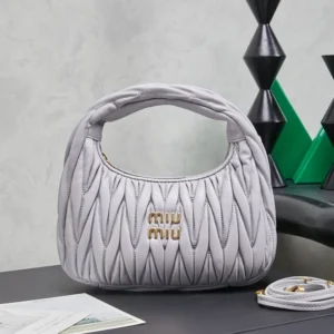 Miu Miu Women Wander Matelassé Nappa Leather Hobo Bag-Wisteria