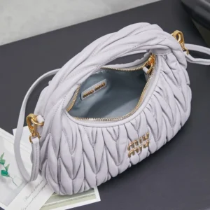 Miu Miu Women Wander Matelassé Nappa Leather Hobo Bag-Wisteria
