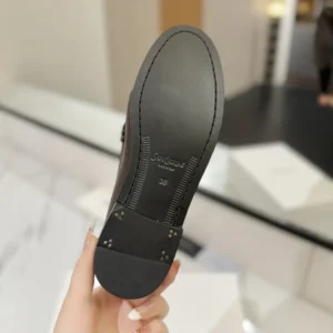 Saint Laurent YSL Unisex Le Loafer Supple in Matte Leather 3947125VA