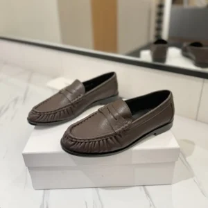 Saint Laurent YSL Unisex Le Loafer Supple in Matte Leather 3947125VA