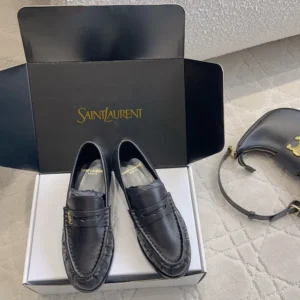 Saint Laurent YSL Unisex Le Loafer Supple in Matte Leather-Black 83947125VA