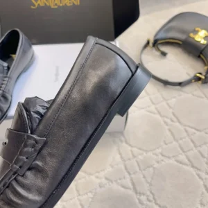 Saint Laurent YSL Unisex Le Loafer Supple in Matte Leather-Black 83947125VA
