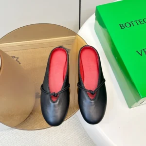 Bottega Veneta Women Rosa Mary-Jane Ballerina-Black 855863VB