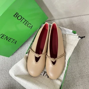 Bottega Veneta Women Rosa Mary-Jane Ballerina-Cipria 855866VB