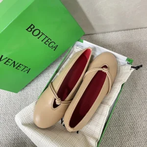 Bottega Veneta Women Rosa Mary-Jane Ballerina-Cipria 855866VB
