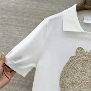 Dior Women Dioriviera Dior Médaillon Short-Sleeved Sweater Ecru Silk Knit 644S10A6876