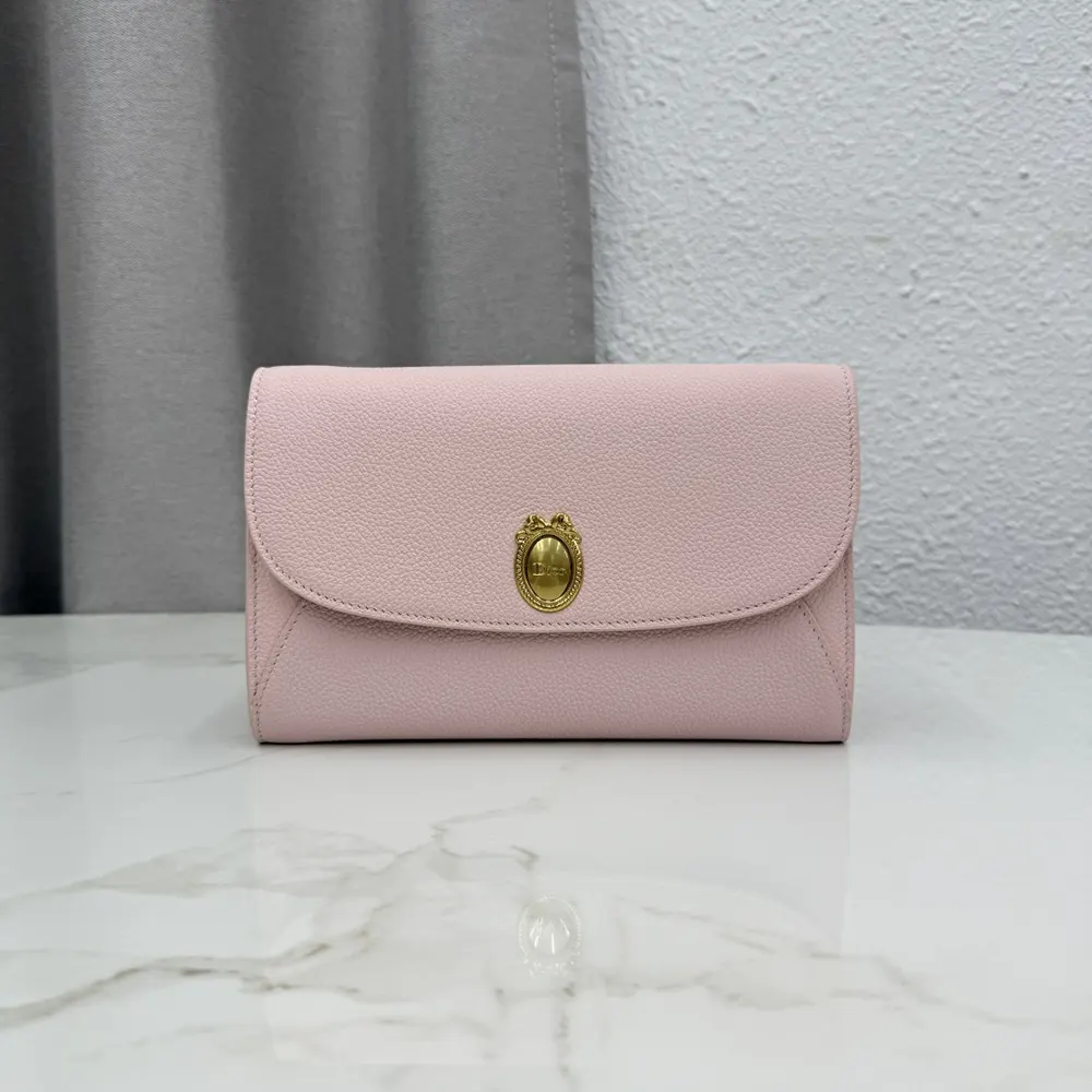 Dior Women Médaillon Envelope Pouch with Strap Rose Tendre and Gris Pietro Grained Calfskin