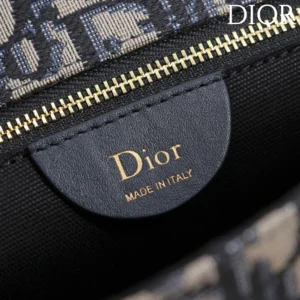 Dior Women Medium Dior Médaillon Flap Bag Blue Dior Oblique Jacquard