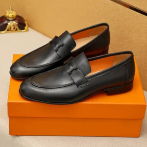 Hermes Men Honore Loafer in Calfskin-Black H232903ZA02400