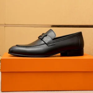 Hermes Men Honore Loafer in Calfskin-Black H232903ZA02400