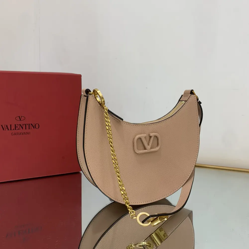 Valentino Women VLogo Signature Mini Hobo Bag in Grainy Calfskin-Pink 4 Valentino Women VLogo Signature Mini Hobo Bag in Grainy Calfskin-Pink - Image 4