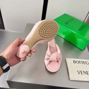 Bottega Veneta Women Cherry Mule in Supple Nappa Leather-Blush 868225VB