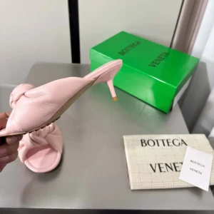 Bottega Veneta Women Cherry Mule in Supple Nappa Leather-Blush 868225VB
