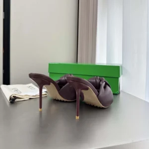 Bottega Veneta Women Cherry Mule in Supple Nappa Leather- Deep Mahogany 868229VB
