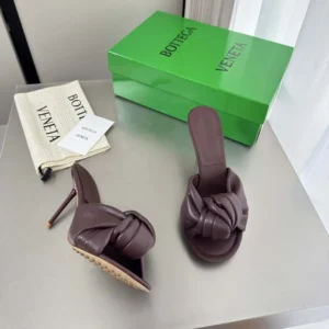 Bottega Veneta Women Cherry Mule in Supple Nappa Leather- Deep Mahogany 868229VB