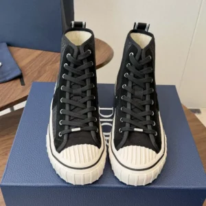 Dior Unisex Hooper High-Top Sneaker White Canvas and Navy Blue Suede Calfskin