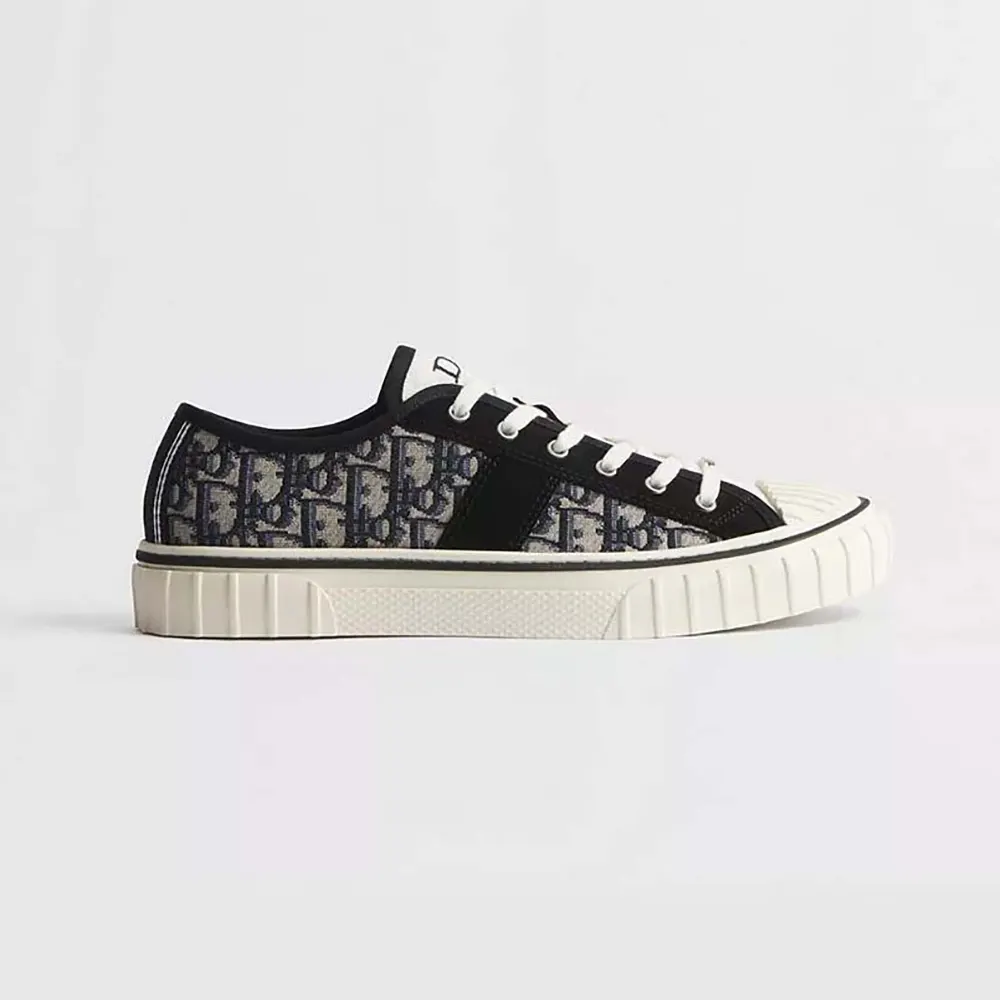 Dior Unisex Hooper Low-Top Sneaker Beige and Blue Dior Oblique Jacquard and Black Suede Calfskin 1 Dior Unisex Hooper Low-Top Sneaker Beige and Blue Dior Oblique Jacquard and Black Suede Calfskin