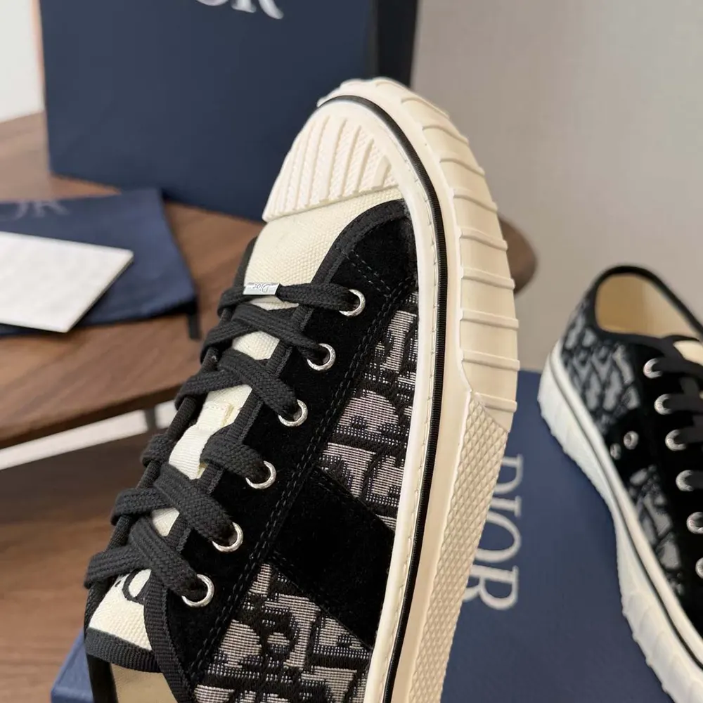 Dior Unisex Hooper Low-Top Sneaker Beige and Blue Dior Oblique Jacquard and Black Suede Calfskin 6 Dior Unisex Hooper Low-Top Sneaker Beige and Blue Dior Oblique Jacquard and Black Suede Calfskin