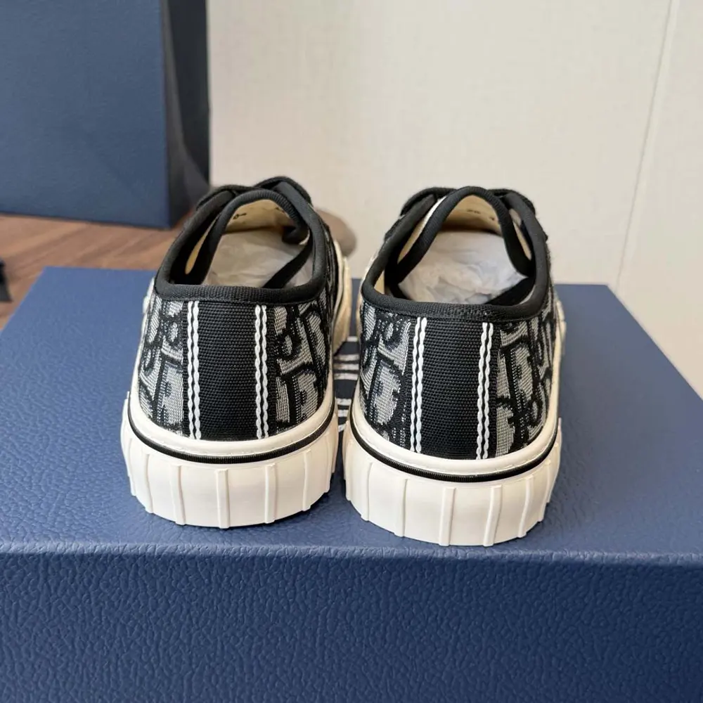 Dior Unisex Hooper Low-Top Sneaker Beige and Blue Dior Oblique Jacquard and Black Suede Calfskin 8 Dior Unisex Hooper Low-Top Sneaker Beige and Blue Dior Oblique Jacquard and Black Suede Calfskin