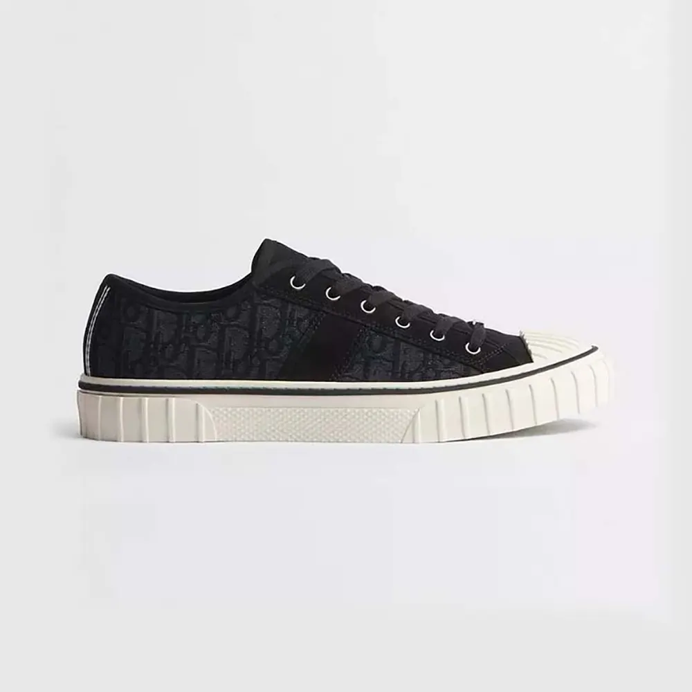 Dior Unisex Hooper Low-Top Sneaker Black Dior Oblique Jacquard and Black Suede Calfskin 1 Dior Unisex Hooper Low-Top Sneaker Black Dior Oblique Jacquard and Black Suede Calfskin