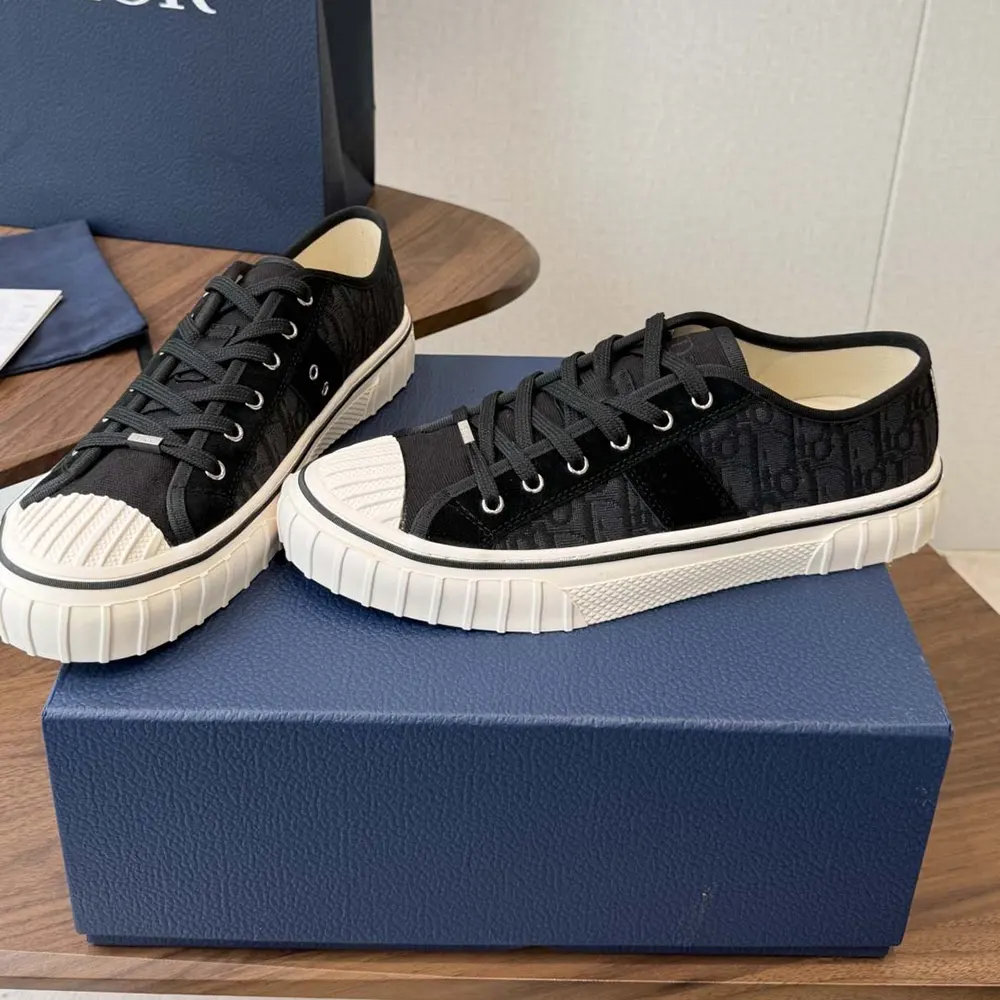 Dior Unisex Hooper Low-Top Sneaker Black Dior Oblique Jacquard and Black Suede Calfskin 4 Dior Unisex Hooper Low-Top Sneaker Black Dior Oblique Jacquard and Black Suede Calfskin